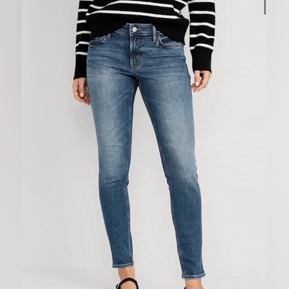NWT Old Navy Rockstar Super Skinny Jeans Size 22